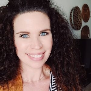 Meet your Posher, Kendra